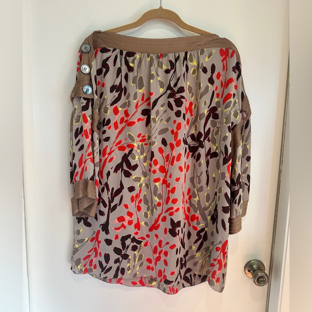 Missoni Taupe Silk Blouse with Red, Brown and Gold Leaf Print - Picture 6 of 6